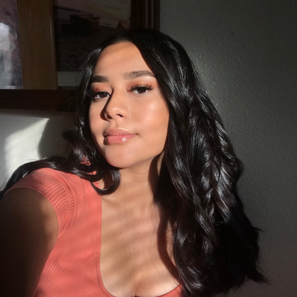 Meet your Posher, Emely